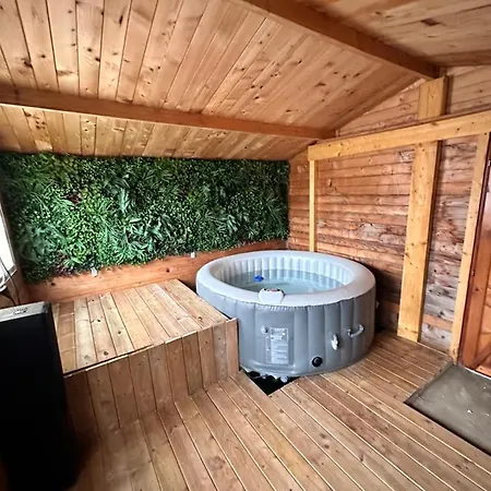 Maison Au Calme à La Sortie D'arles Hébergement de vacances